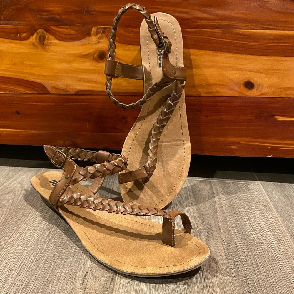 Sandals/pumps